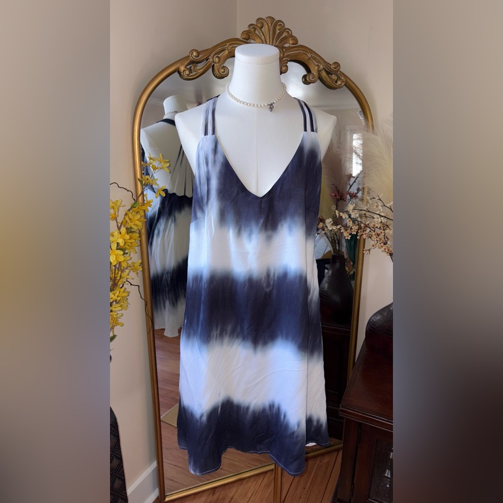 Entro Blue and White Tie-Dye Mini Dress